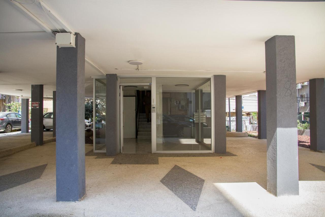 Apartments4You Maya Bat Yam Exterior foto