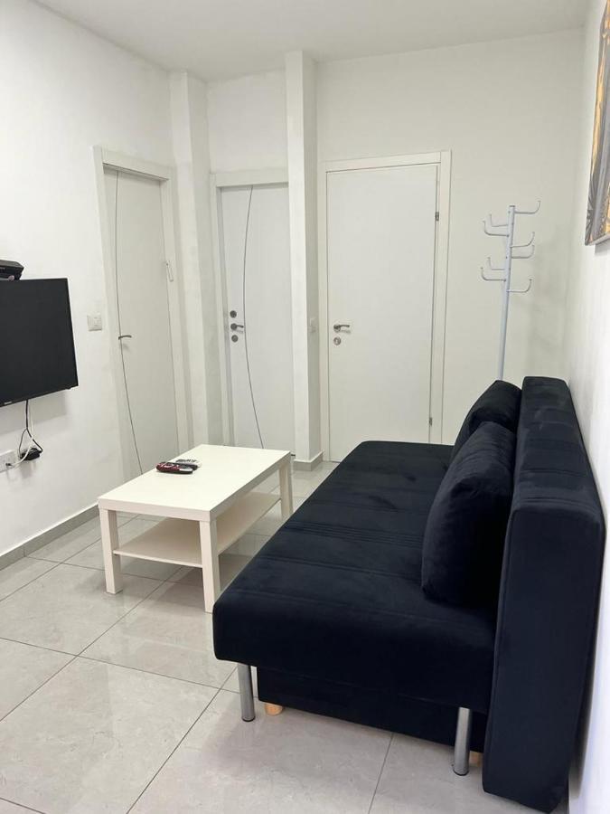 Apartments4You Maya Bat Yam Exterior foto