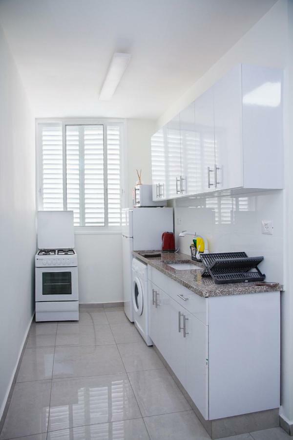 Apartments4You Maya Bat Yam Exterior foto