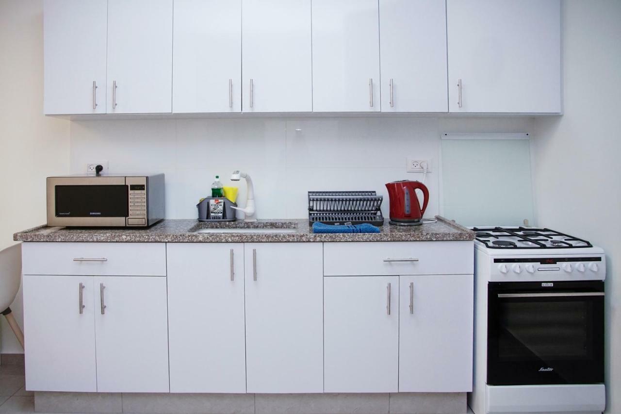Apartments4You Maya Bat Yam Exterior foto